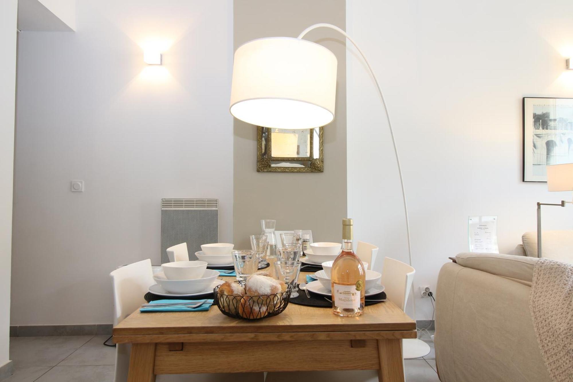 T3 Appartement Hypercentre Proche Commerce- Parking - 2 Chambres Wifi Gratuit อาวีญง ภายนอก รูปภาพ