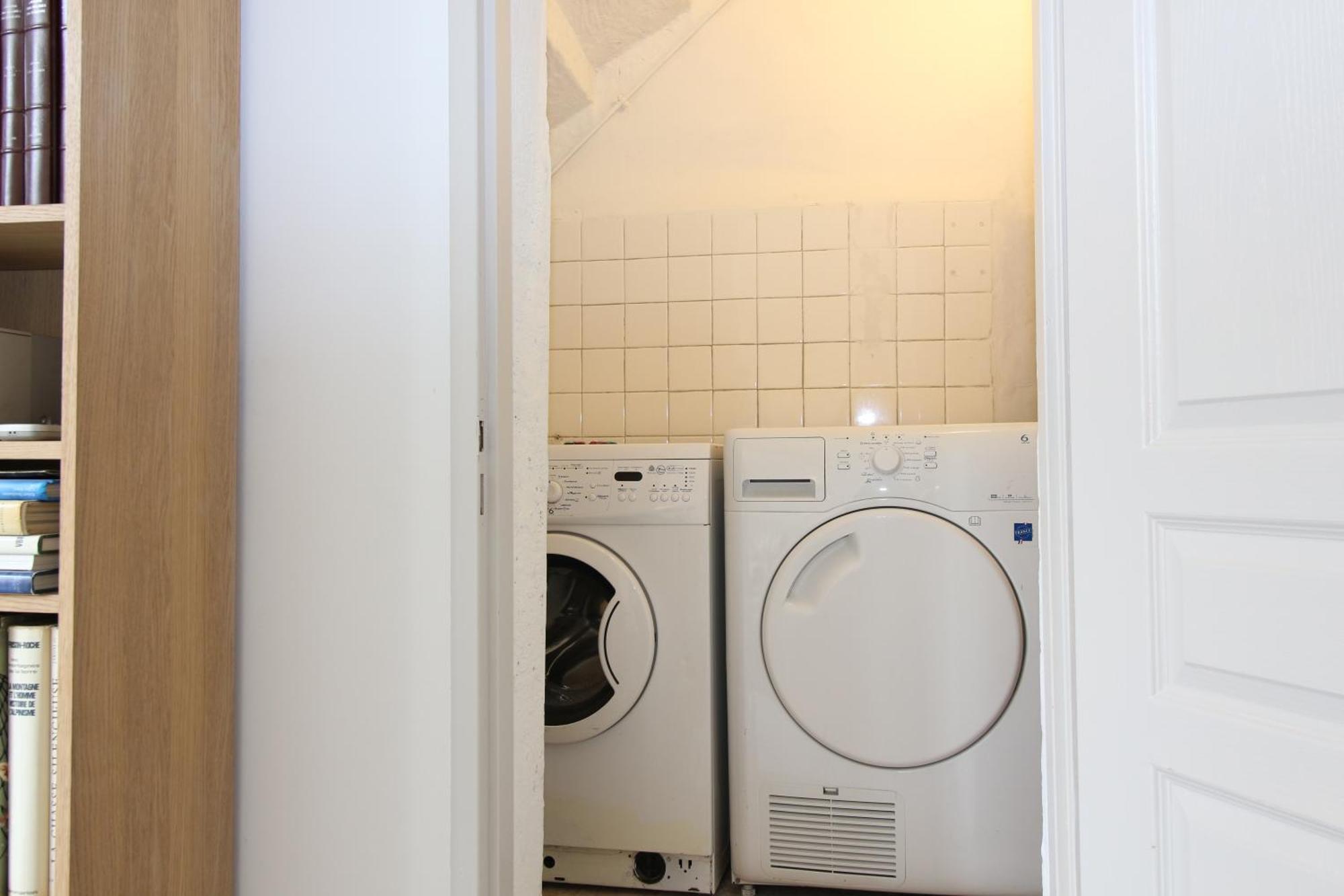 T3 Appartement Hypercentre Proche Commerce- Parking - 2 Chambres Wifi Gratuit อาวีญง ภายนอก รูปภาพ